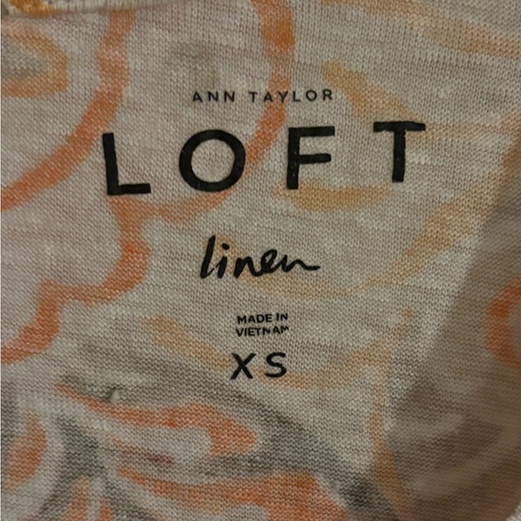 Women’s Loft 100% linen t-shirt floral. Size XS - Picture 3 of 7